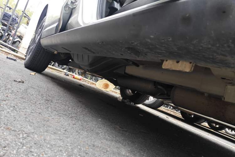 Used Dongfeng Aeolus AX7 2016 1.4T Manual Zhuyue Model Right Side Sill