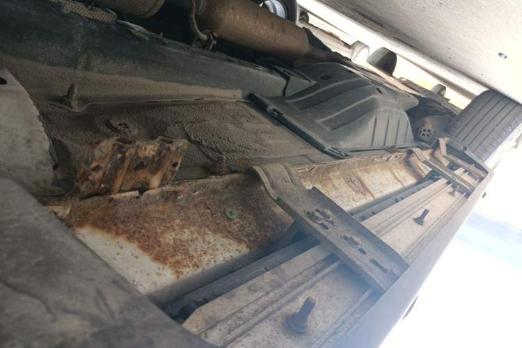 Used Dongfeng Aeolus AX7 2016 1.4T Manual Zhuyue Model Right Side Sill