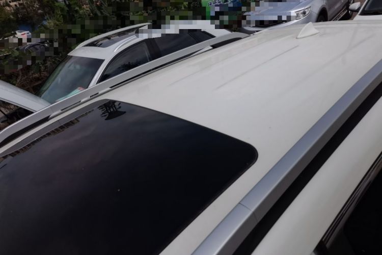 Used Dongfeng Aeolus AX7 2016 2.3L Automatic ZhiZun Version Roof