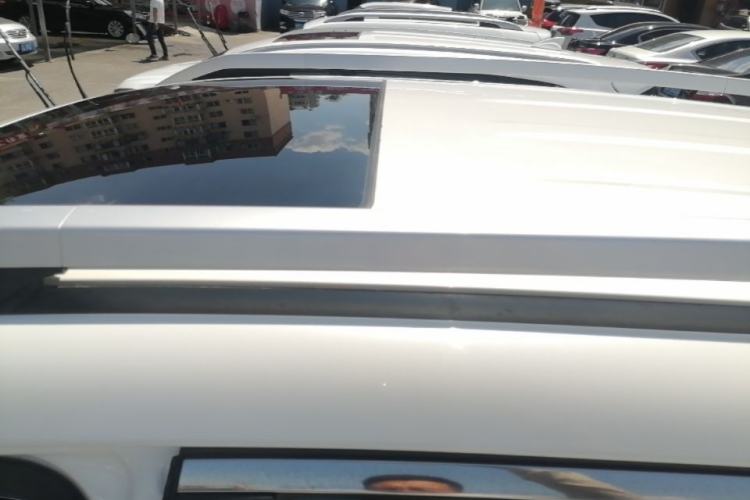 Used Dongfeng Aeolus AX7 2016 2.0L Automatic Zhiyi Trim Roof