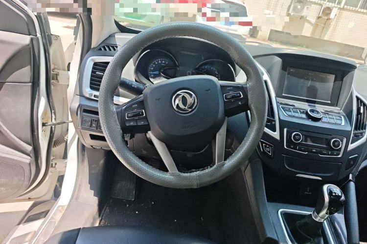 Used Dongfeng Aeolus AX7 2016 1.4T Manual Zhuyue Model Steering Wheel