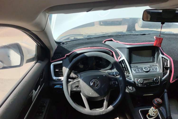Used Dongfeng Aeolus AX7 2016 1.4T Manual Zhuyue Model Steering Wheel