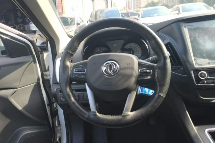 Used Dongfeng Aeolus AX7 2016 2.0L Manual Zhuyue Model Steering Wheel