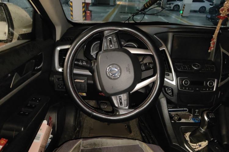 Used Dongfeng Aeolus AX7 2016 2.0L Manual Zhiyi Trim Steering Wheel