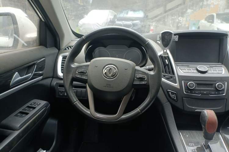 Used Dongfeng Aeolus AX7 2016 2.0L Automatic Zhiyi Trim Steering Wheel