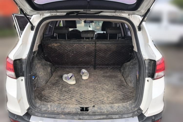 Used Dongfeng Aeolus AX7 2016 1.4T Manual Zhuyue Model Trunk