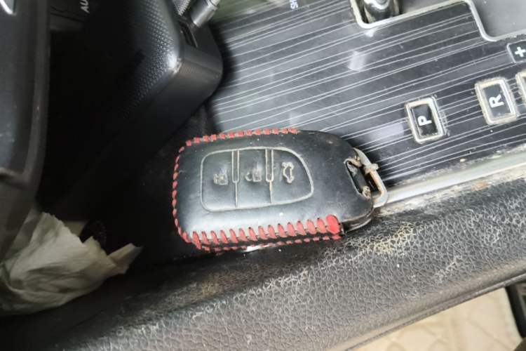 Used Dongfeng Aeolus AX7 2016 2.0L Automatic Zhiyi Trim Vehicle Key