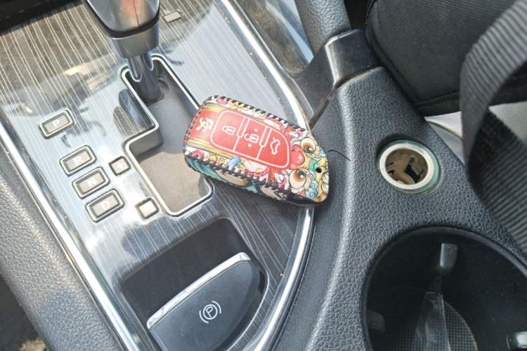 Used Dongfeng Aeolus AX7 2016 2.3L Automatic ZhiZun Version Vehicle Key