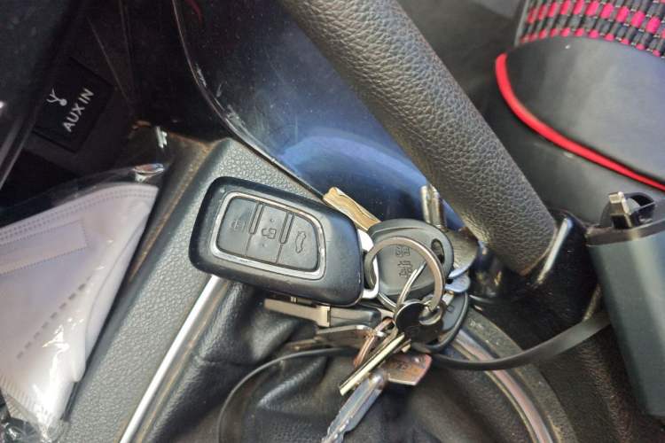 Used Dongfeng Aeolus AX7 2016 1.4T Manual Zhuyue Model Vehicle Key