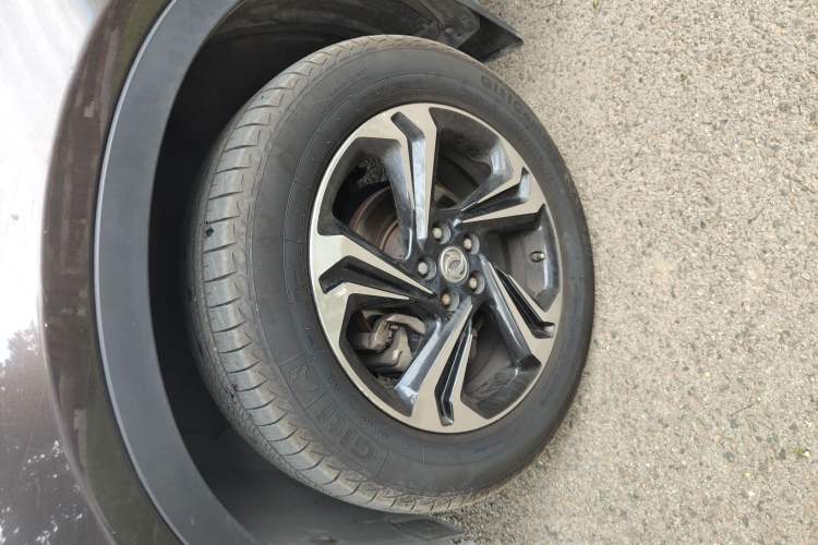 Used Dongfeng Aeolus AX7 2017 2.0L Automatic Zhiyu Trim Exterior 7