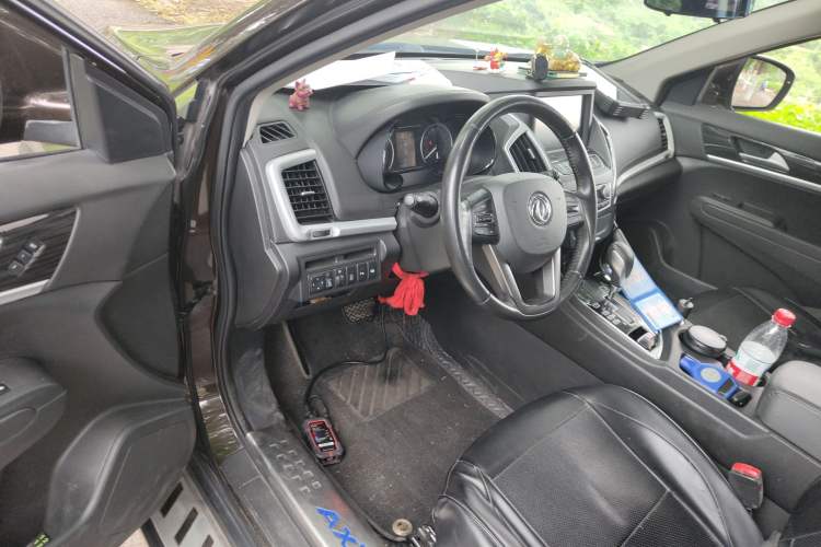 Used Dongfeng Aeolus AX7 2017 2.0L Automatic Zhiyu Trim Interior 3