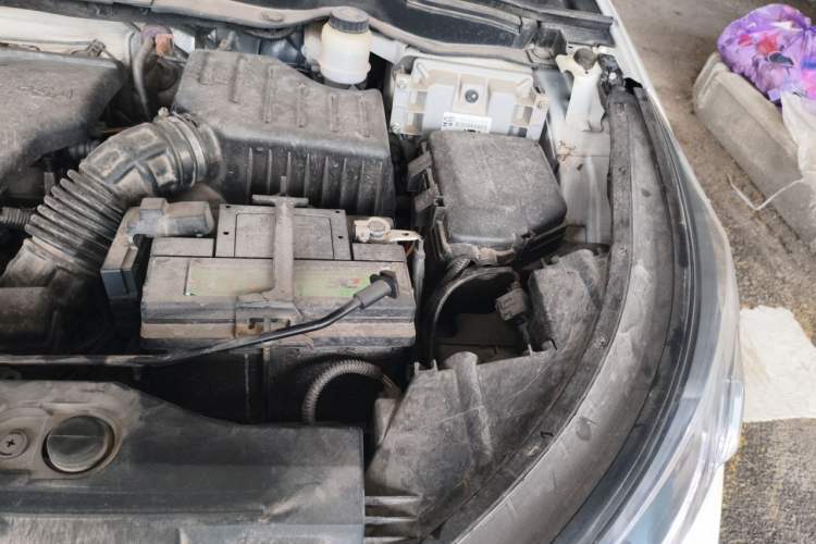 Used Dongfeng Aeolus AX7 2017 2.0L Automatic Zhiyu Trim Engine Bay Left
