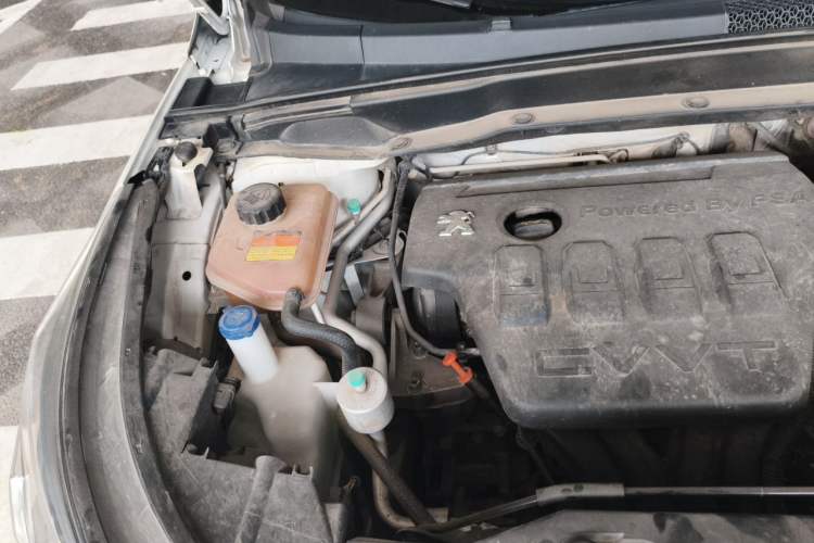 Used Dongfeng Aeolus AX7 2017 2.0L Automatic Zhiyu Trim Engine Bay Right