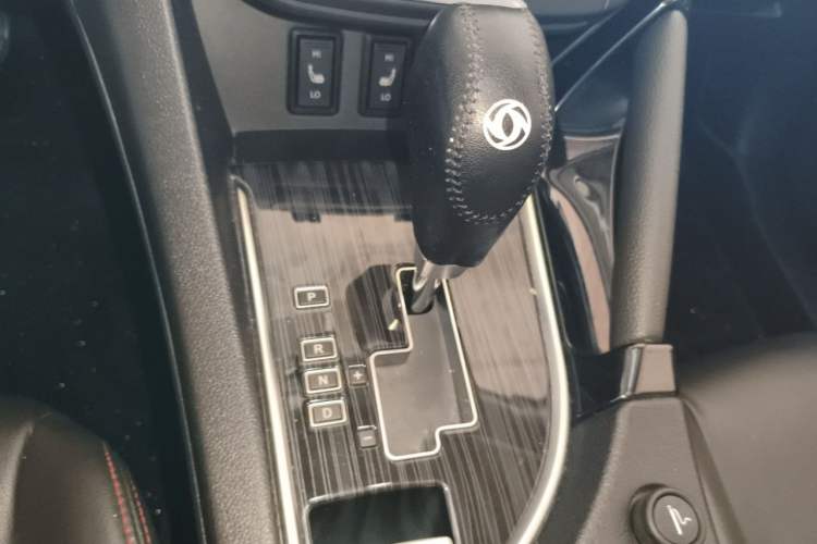 Used Dongfeng Aeolus AX7 2017 2.0L Automatic Zhiyu Trim Gear Lever