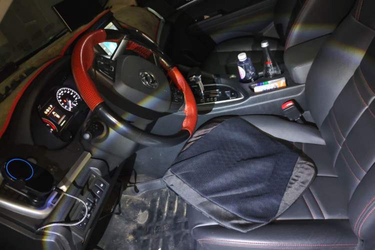 Used Dongfeng Aeolus AX7 2017 2.0L Automatic Zhiyu Trim Left Front Seat