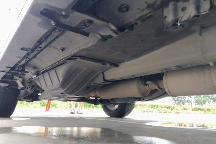 Used Dongfeng Aeolus AX7 2018 Classic 1.4T Manual Elite Model Chassis Front Right