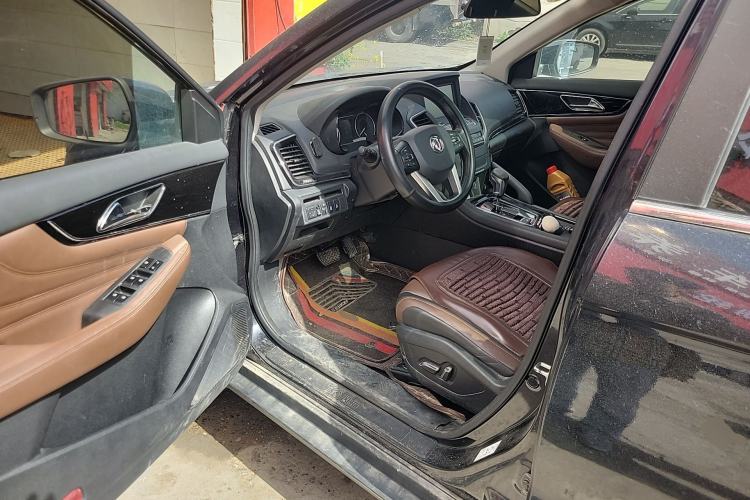 Used Dongfeng Aeolus AX7 2018 Classic 1.6T Automatic Luxury Model Driver Seat