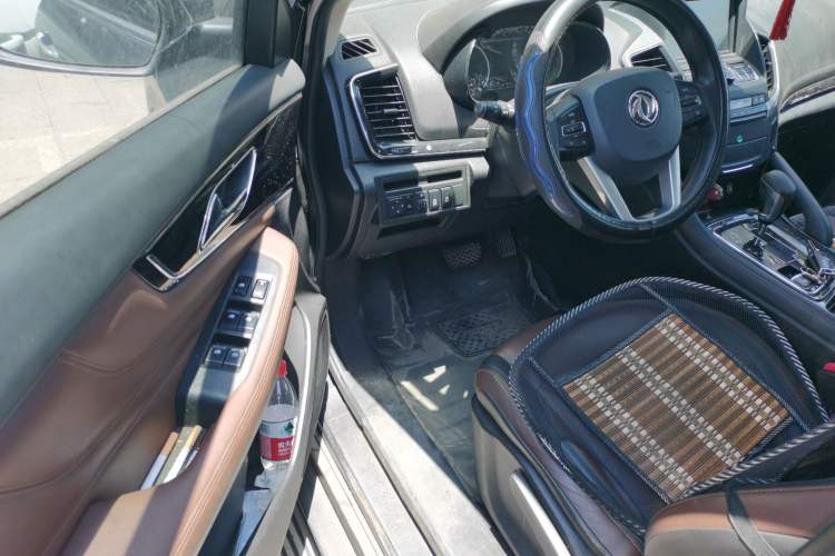 Used Dongfeng Aeolus AX7 2018 Classic 1.6T Automatic Elite Model Driver Seat