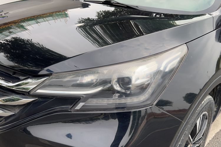 Used Dongfeng Aeolus AX7 2018 Classic 1.6T Automatic Luxury Model Exterior 8