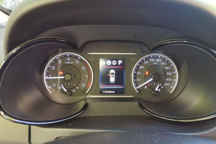 Used Dongfeng Aeolus AX7 2018 Classic 1.6T Automatic Luxury Model Instrument Cluster