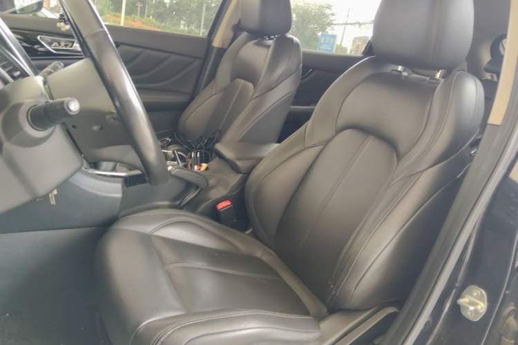 Used Dongfeng Aeolus AX7 2018 Classic 1.4T Manual Elite Model Left Front Seat