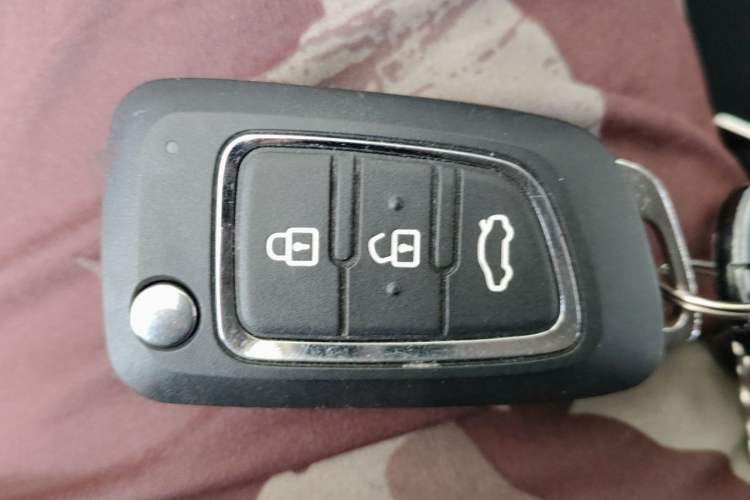 Used Dongfeng Aeolus AX7 2018 Classic 1.4T Manual Elite Model Vehicle Key