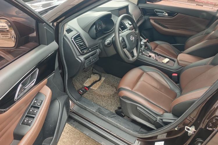 Used Dongfeng Aeolus AX7 2018 Classic 1.6T Automatic Elite Model Driver Seat