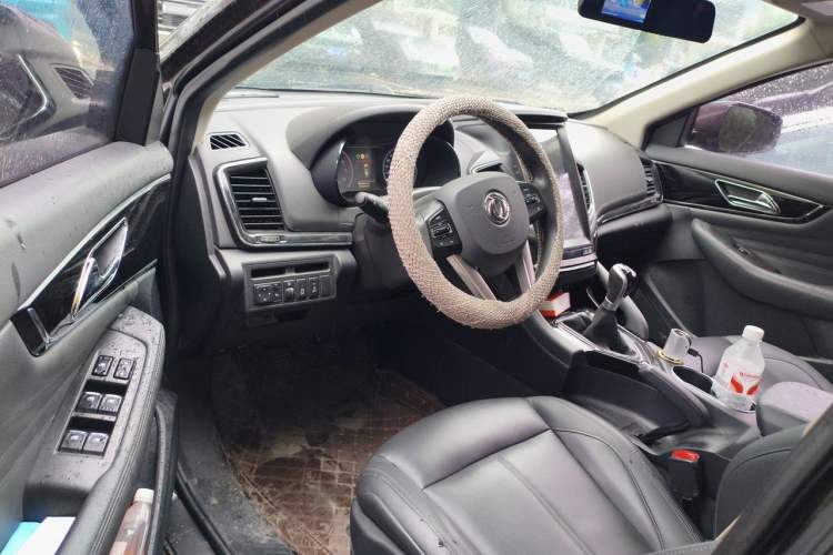Used Dongfeng Aeolus AX7 2018 Classic 1.4T Manual Elite Model Driver Seat