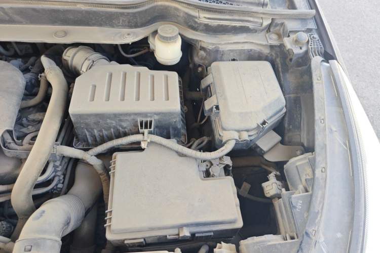 Used Dongfeng Aeolus AX7 2018 Classic 1.4T Automatic Elite Model Engine Bay Left