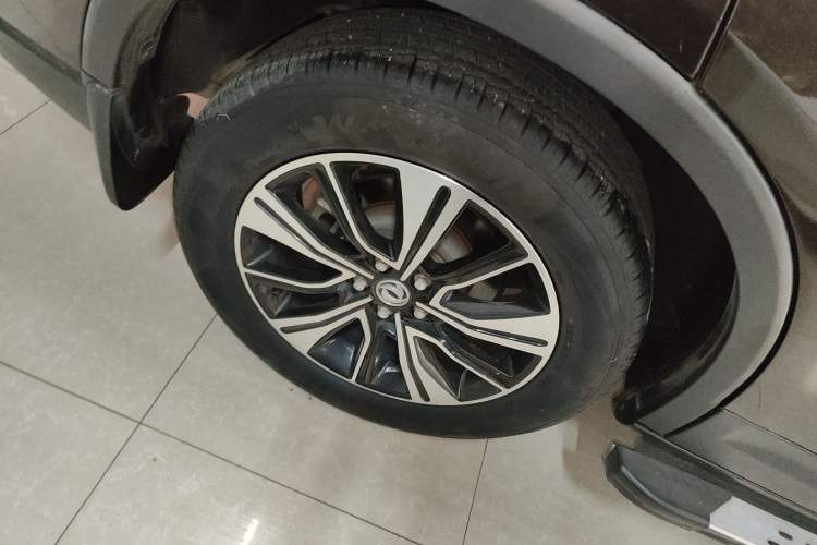 Used Dongfeng Aeolus AX7 2018 Classic 1.4T Manual Elite Model Exterior 8
