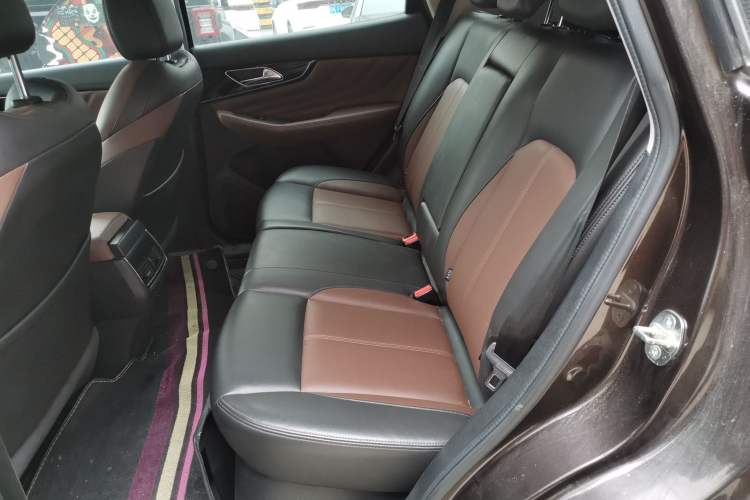 Used Dongfeng Aeolus AX7 2018 Classic 1.6T Automatic Luxury Model Interior 1