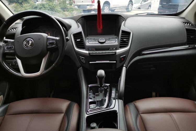 Used Dongfeng Aeolus AX7 2018 Classic 1.6T Automatic Luxury Model Interior 3