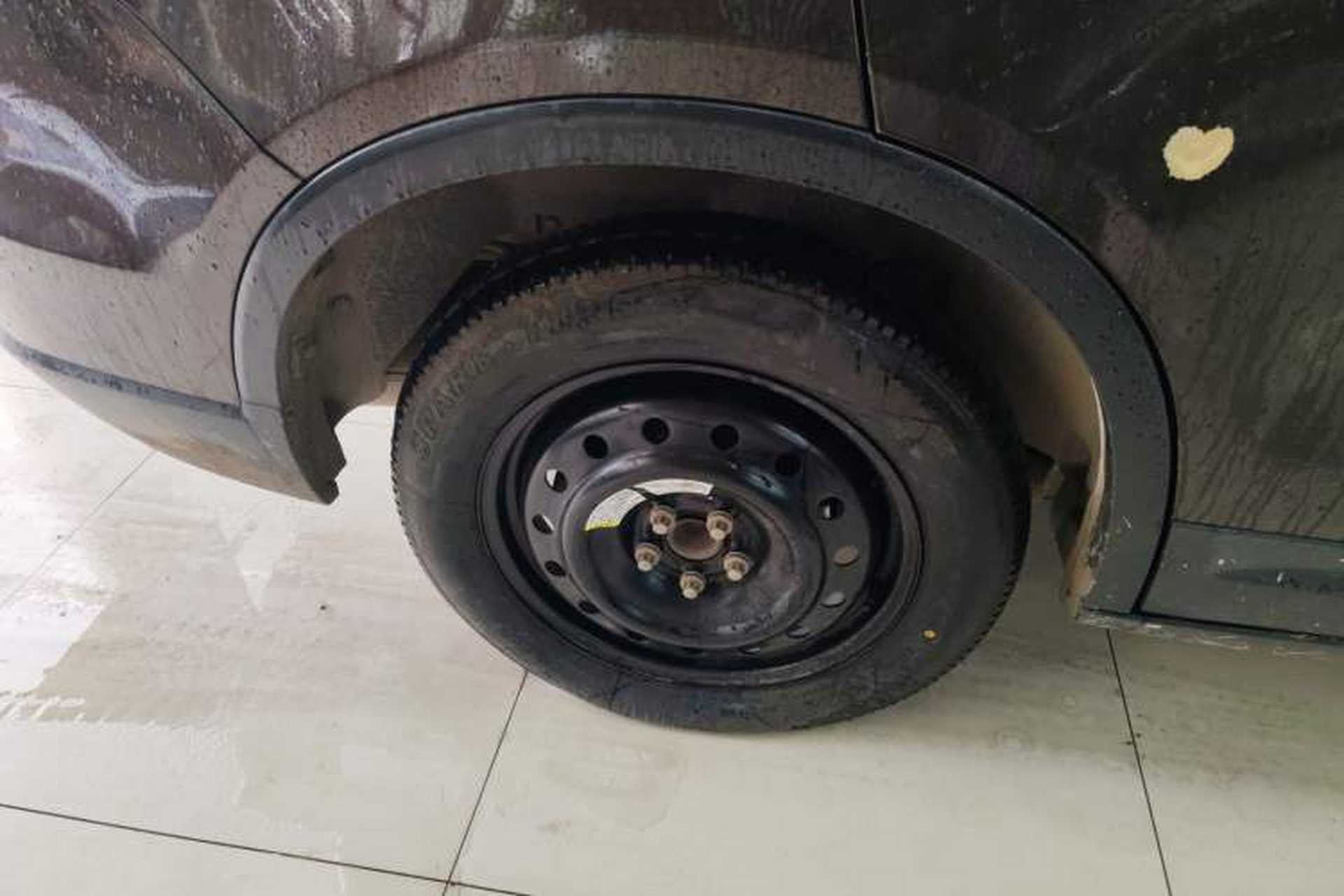 Used Dongfeng Aeolus AX7 2018 Classic 1.6T Automatic Luxury Model Right Rear Wheel Hub