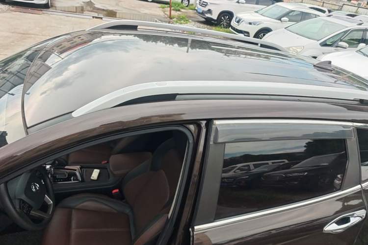 Used Dongfeng Aeolus AX7 2018 Classic 1.6T Automatic Elite Model Roof