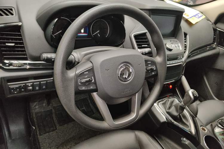 Used Dongfeng Aeolus AX7 2018 Classic 1.4T Manual Elite Model Steering Wheel