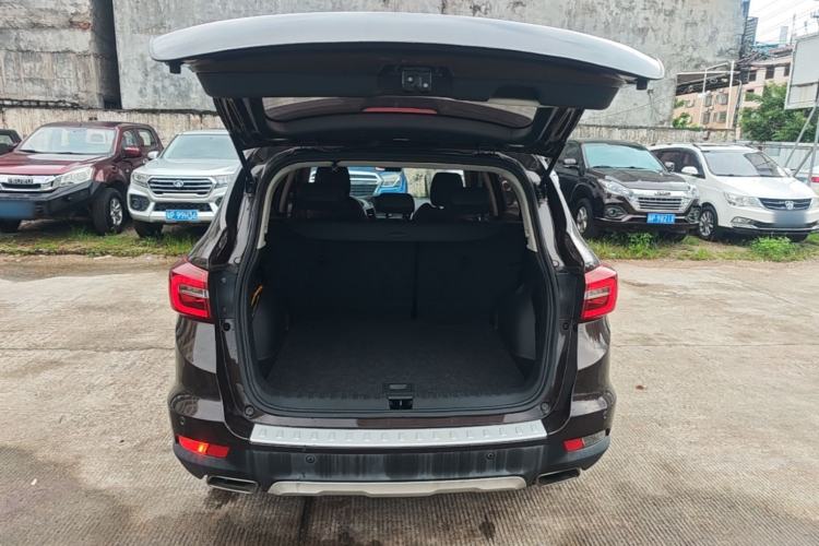 Used Dongfeng Aeolus AX7 2018 Classic 1.6T Automatic Elite Model Trunk