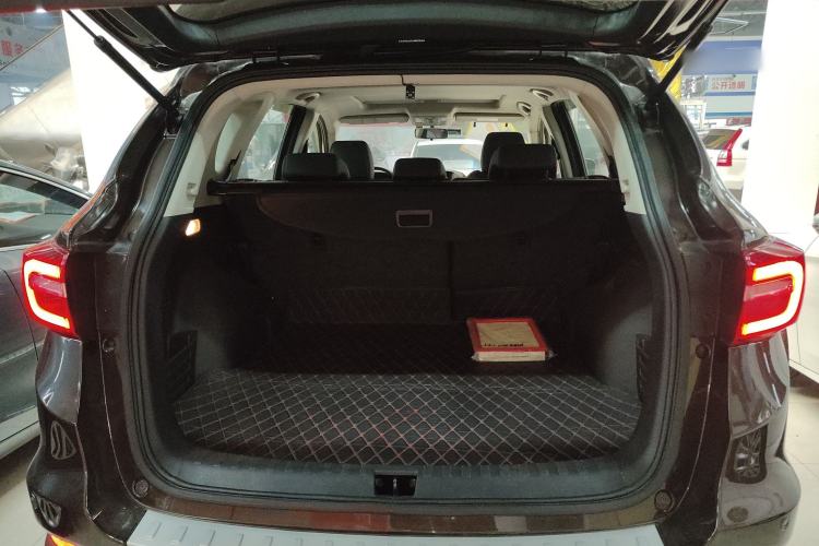 Used Dongfeng Aeolus AX7 2018 Classic 1.4T Manual Elite Model Trunk