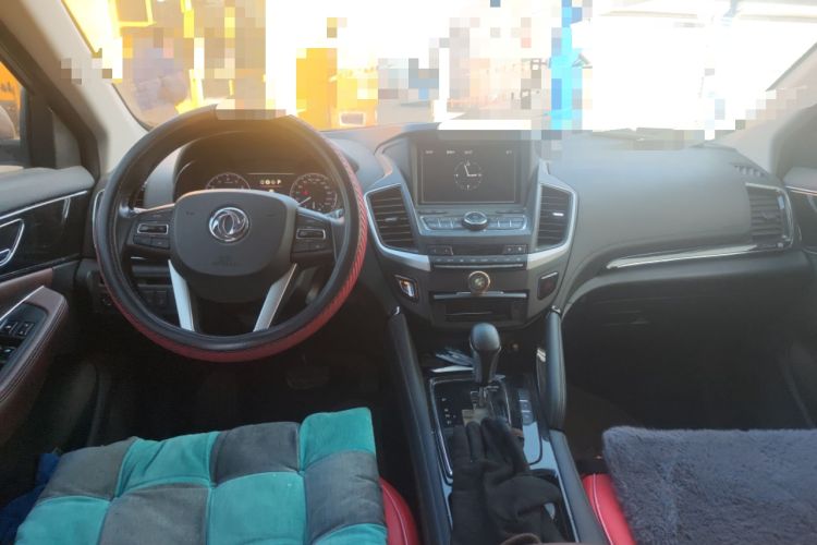 Used Dongfeng Aeolus AX7 2018 Classic 1.6T Automatic Luxury Model Center Console