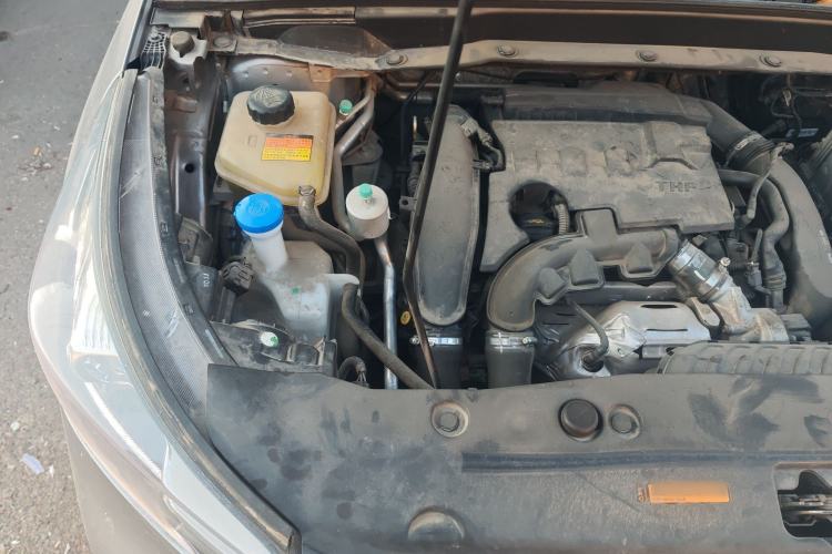 Used Dongfeng Aeolus AX7 2018 Classic 1.6T Automatic Luxury Model Engine Bay Right