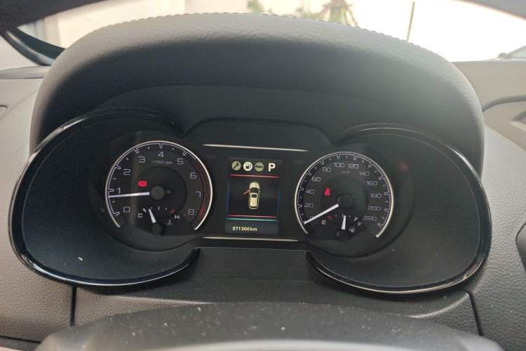 Used Dongfeng Aeolus AX7 2018 Classic 1.6T Automatic Prestige Model Instrument Cluster