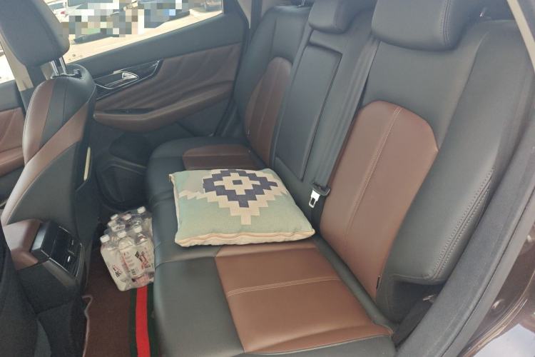 Used Dongfeng Aeolus AX7 2018 Classic 1.6T Automatic Prestige Model Left Rear Seat