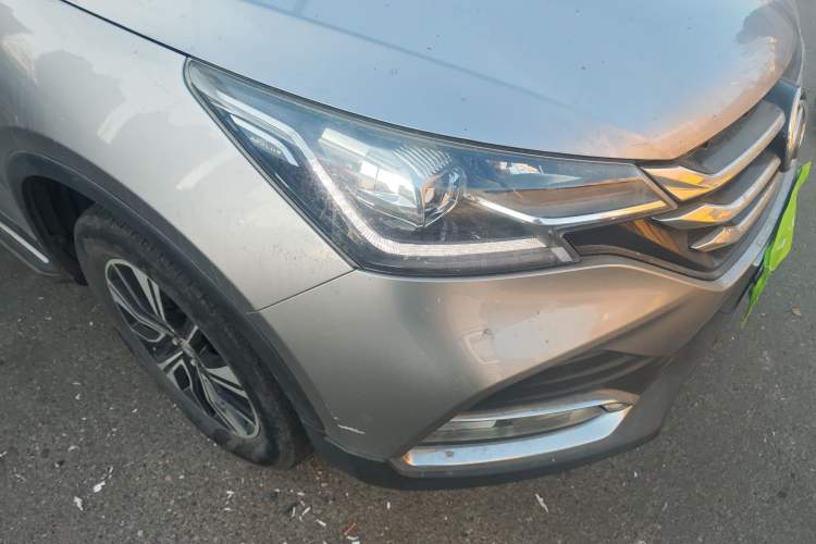 Used Dongfeng Aeolus AX7 2018 Classic 1.6T Automatic Luxury Model Right Front Headlight