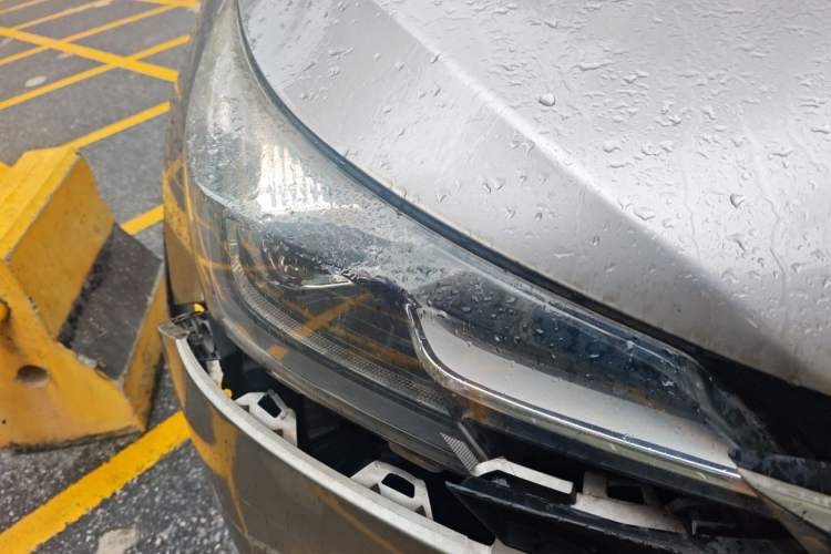 Used Dongfeng Aeolus AX7 2018 Classic 1.6T Automatic Luxury Model Right Front Headlight