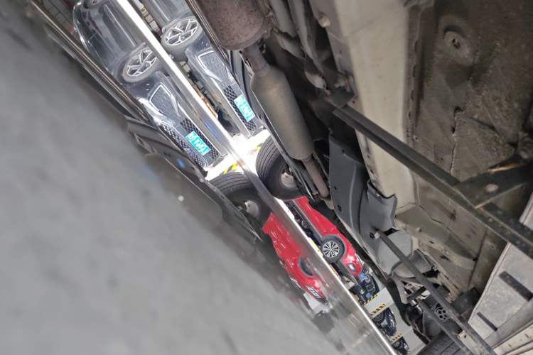 Used Dongfeng Aeolus AX7 2018 Classic 1.6T Automatic Luxury Model Chassis Front Left