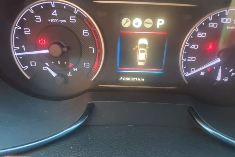 Used Dongfeng Aeolus AX7 2018 Classic 1.6T Automatic Luxury Model Odometer Close Up