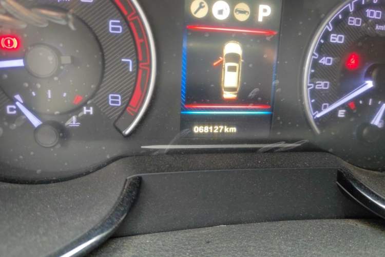 Used Dongfeng Aeolus AX7 2018 Classic 1.6T Automatic Luxury Model Odometer Close Up