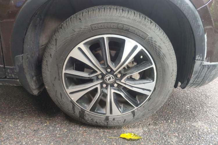Used Dongfeng Aeolus AX7 2018 Classic 1.6T Automatic Luxury Model Right Front Wheel Hub