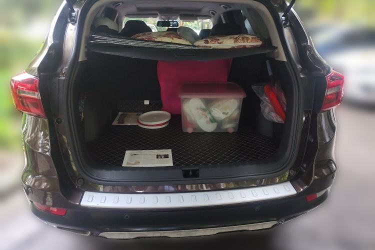 Used Dongfeng Aeolus AX7 2018 Classic 1.6T Automatic Luxury Model Trunk