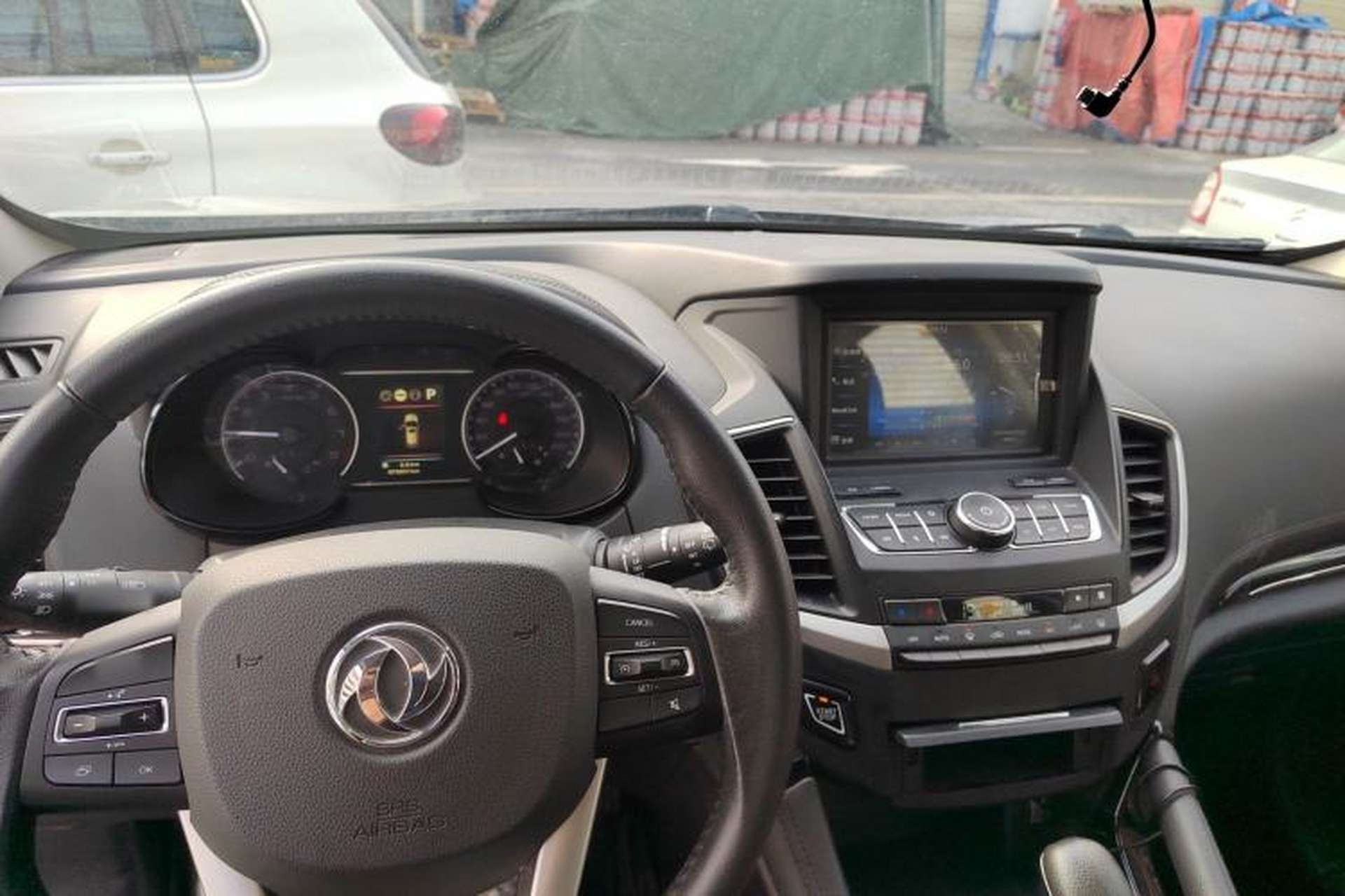 Used Dongfeng Aeolus AX7 2018 Classic 1.6T Automatic Luxury Model Center Console