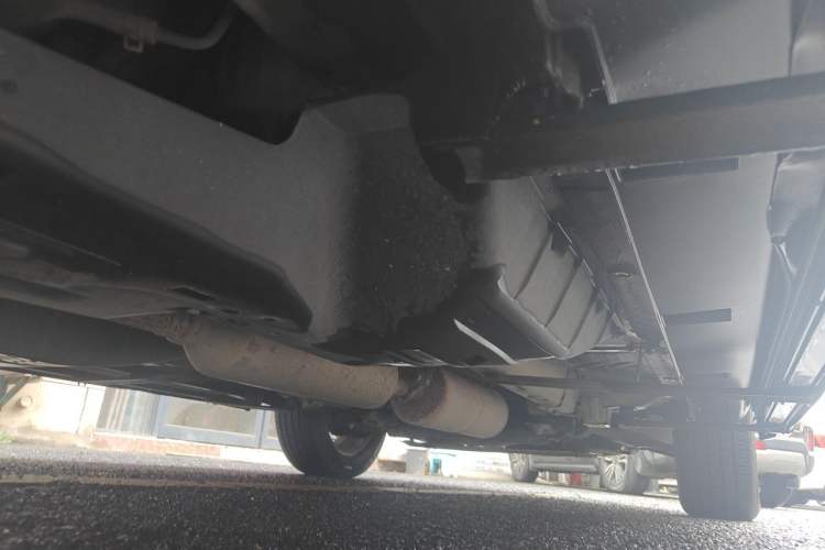 Used Dongfeng Aeolus AX7 2018 Classic 1.6T Automatic Prestige Model Chassis Rear Right